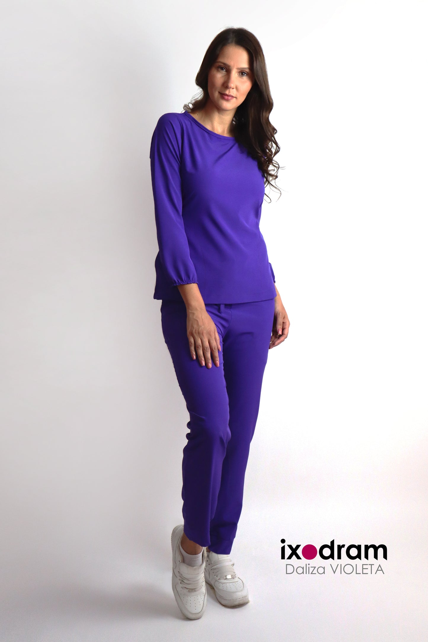 Violeta Daliza (2 x $1,698) ó (3 x $2,397)