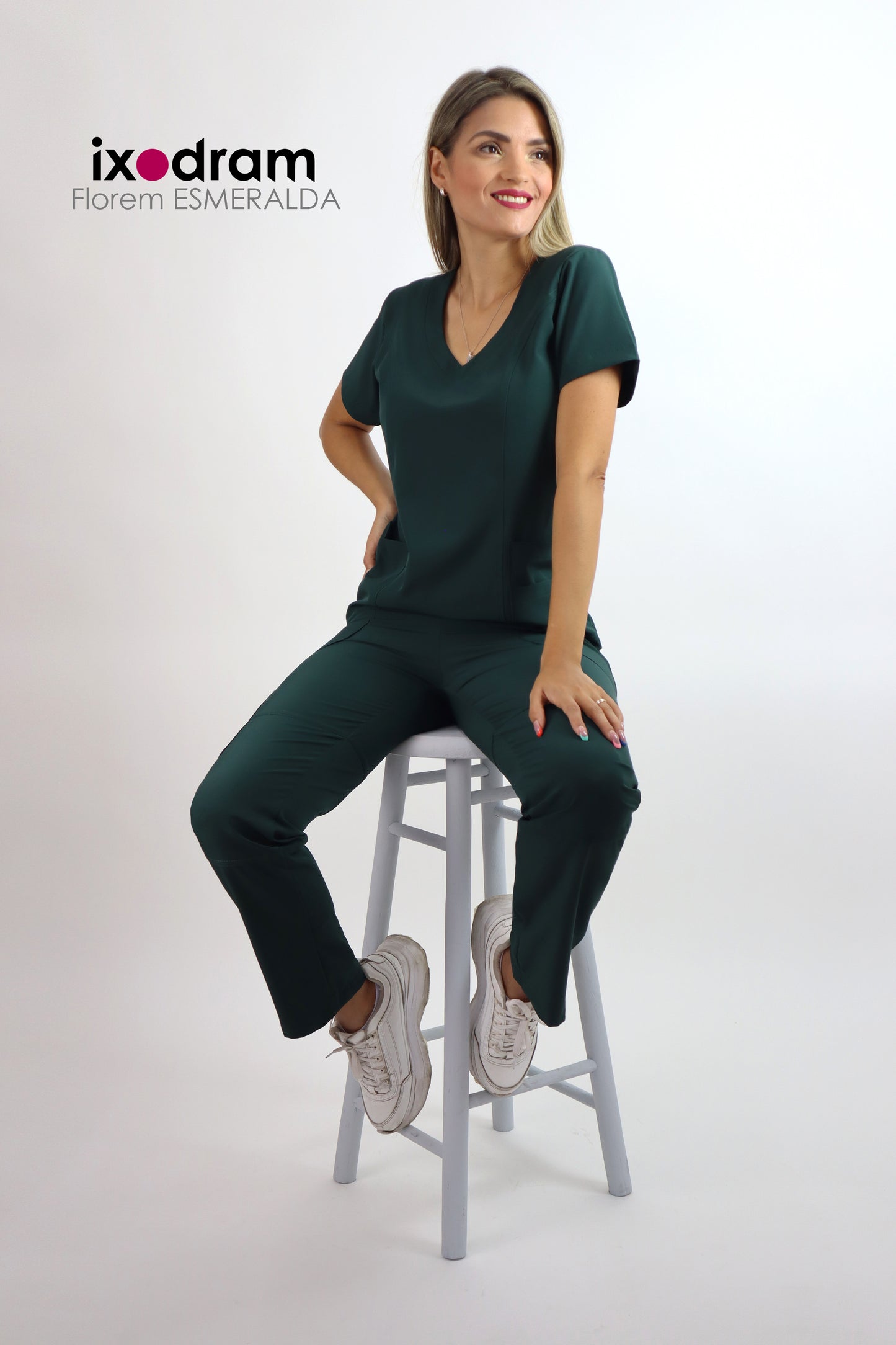 Esmeralda  Florem (2 x $1,598) ó ( 3 x $2,247)