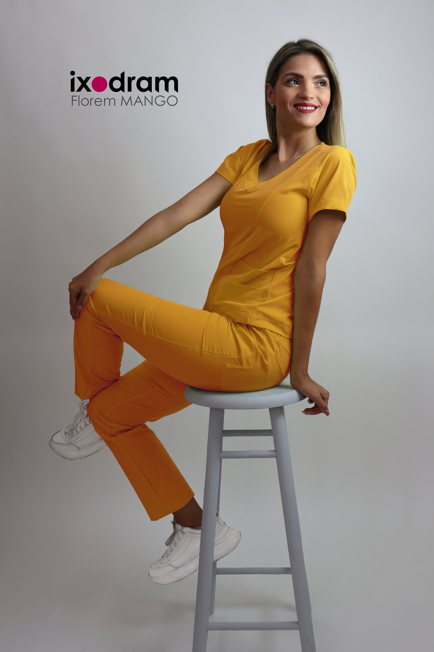 Mango Florem (2 x $1,598) ó ( 3 x $2,247)