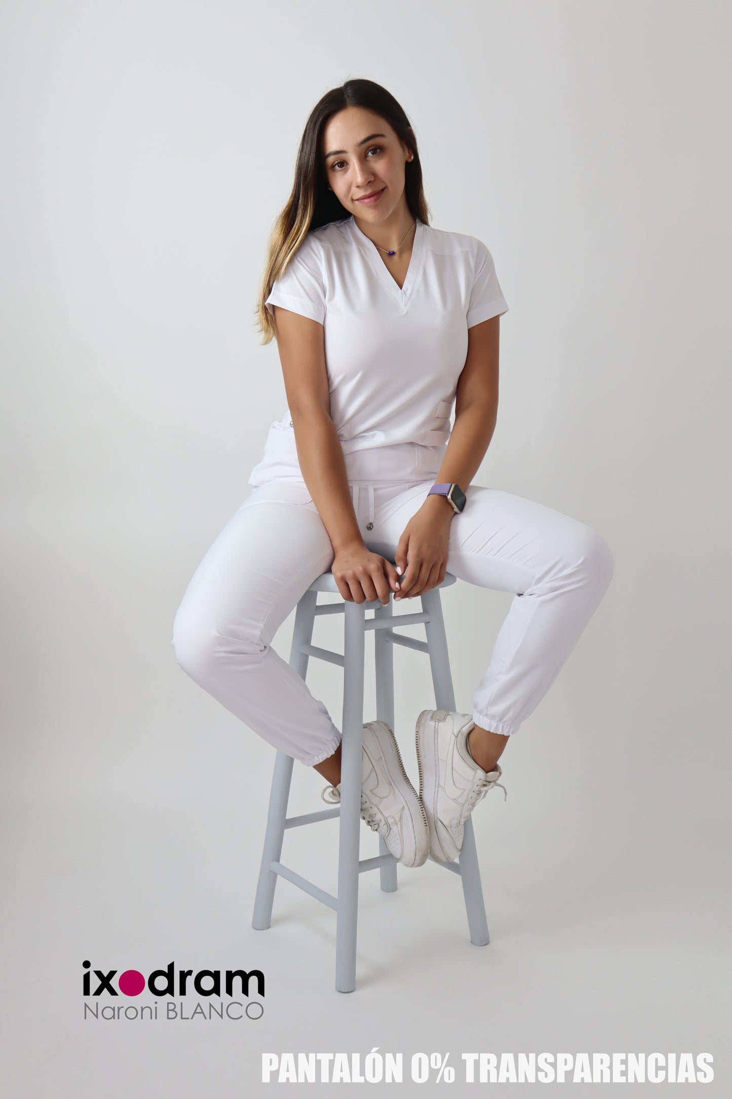 Blanco Naroni (2 x $1,598) ó ( 3 x $2,247)